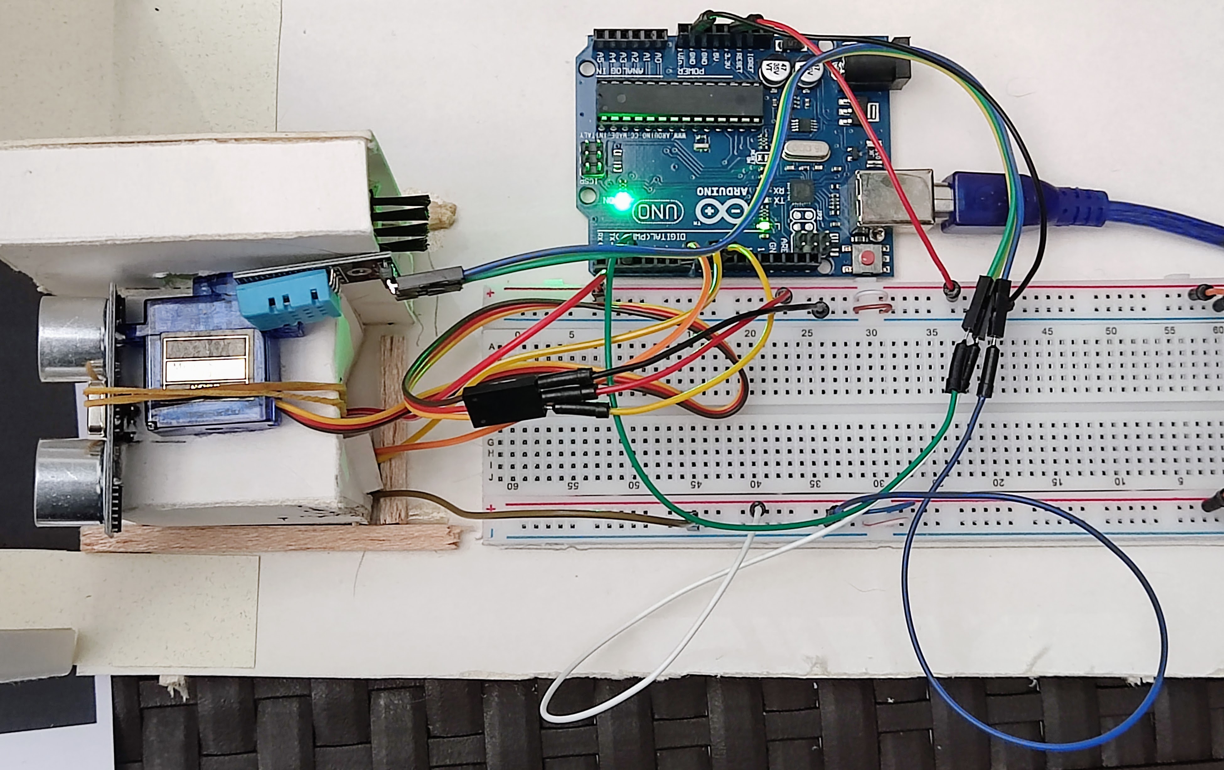 PawPlay Feeder - vista adicional